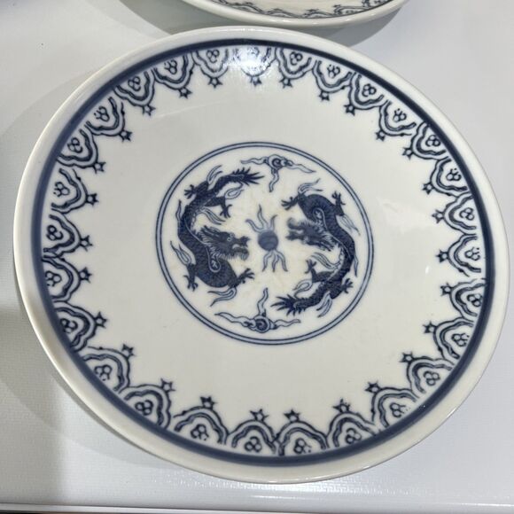 Pier 1 Imports Plates Chinese Blue Double Dragons Set of 4 (2 ~8.75" & 2 ~ 7.5") - Picture 8 of 16